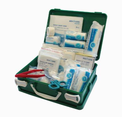 First AID Kuffert m. vægbeslag og div. indhold