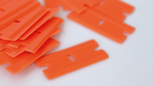 Sort Plastskraber (Holder + 2 Blade)